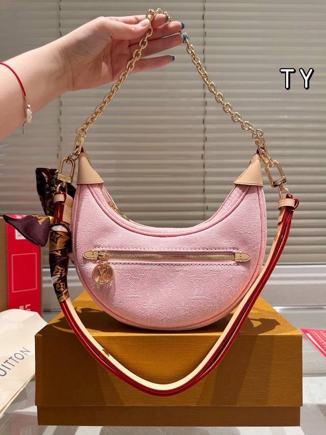 水洗牛仔 Lvvintage 里的天花板 经典中的经典 百搭的卜V老花包身 流畅豌豆包型 美丽的同时保证了包身的容量 中古爱好者和入门选手必入的一款包 尺寸20