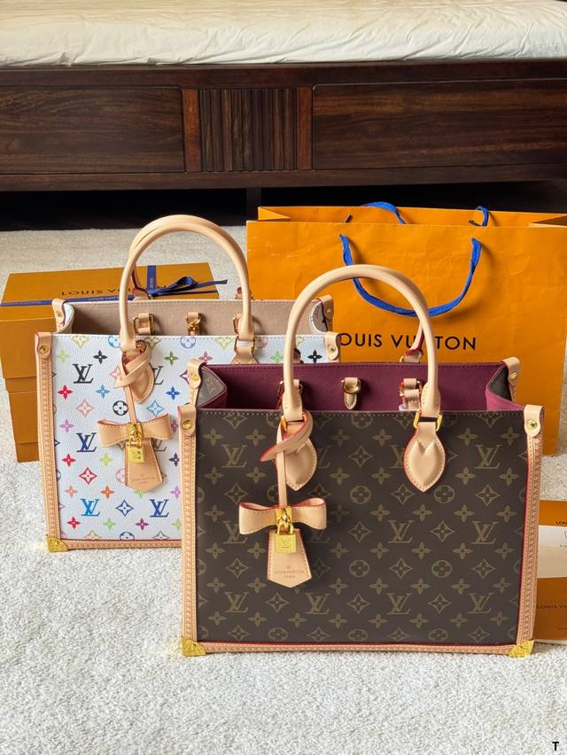 Lv 托特包 Lv高级感大手袋登场 爱了爱了 低调又实用的托特 质感奢华 这款也是可以调节肩带，容量很大，很适合通勤 尺寸35 30Cm