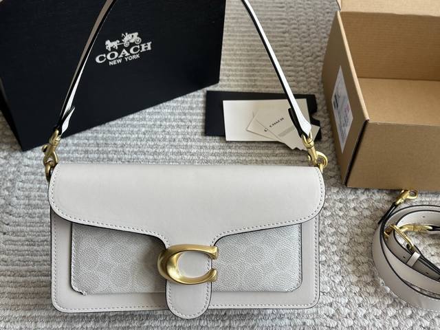 复刻版 牛皮 经典的酒神 Tabby 新的配色 一上市就万人空巷的包包，开箱细节来啦！上身效果，绝绝子，青春活力，效果特别好费。 #Tabby手提包单肩斜挎包。