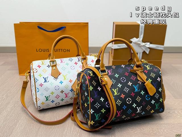 Lv 路易威登 Speedy波士顿枕头包 经典重现，轻便又时尚～ 肩带调节，可手提，可拆卸！ 浓浓复古风，时尚百搭，超级实用 尺寸30 18