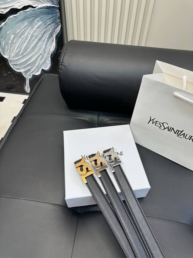 升级版 Ysl圣罗兰！ ！高版本 腰带 嘿哈 原单牛皮皮带～热门款 皮带里面最火的啦～质量很好 全套包装！五金绝对不褪色 皮带头和专柜一样的哦～ 配礼盒手提袋发