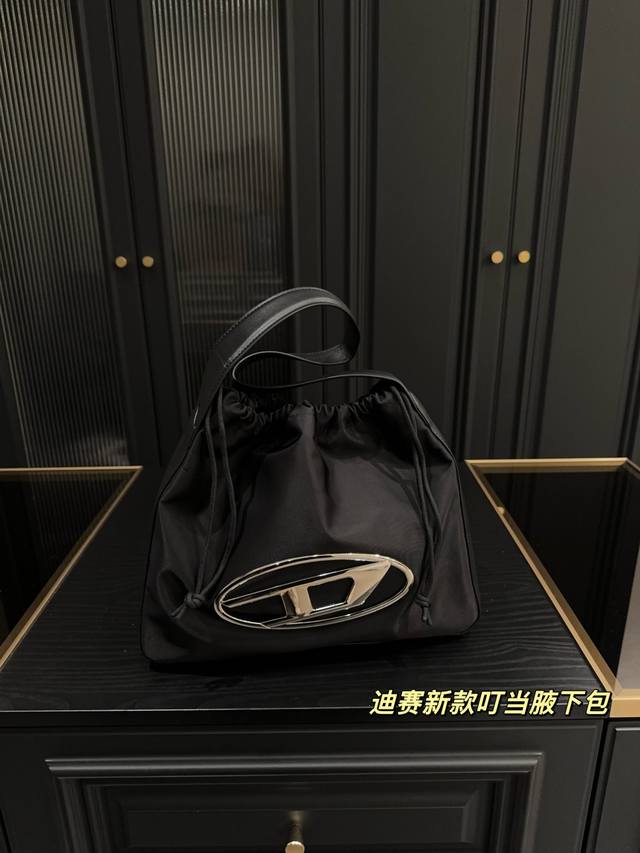 尺寸34.28 迪赛新款叮当腋下包