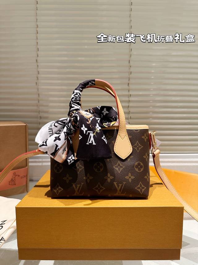 牛皮版本 专柜对版包装 Lv新款超迷你Neverfull Bb又奶又高级 超Mini尺寸轻盈便携~却不失优雅气质