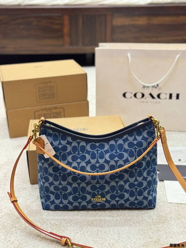 原版布 Coach 新品！Laurel 流浪包 蔻驰经典的月亮包，比腋下包容量要大一点 尺寸30 25Cm
