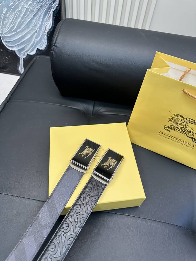 升级版 巴宝莉！ ！高版本！！全钢带头！ 腰带 嘿哈 原单牛皮皮带～热门款 皮带里面最火的啦～质量很好 全套包装！五金绝对不褪色 皮带头和专柜一样的哦～ 配礼盒