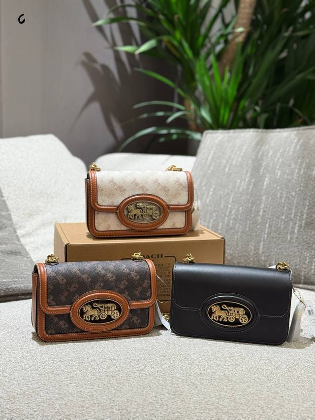 Coach Hero Coach Hero英伦淑女风 方正的包身马车的经典标识仿佛-秒进入英伦庄园经典隽永典雅高贵 职场女性以及送长辈 领导 老师的首选20Cm