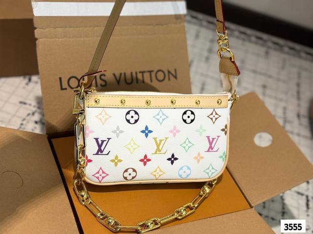 Lv村上隆联名款麻将包 2025早春走秀款 枕头包 Lv 路易威登 新款经典枕头包单肩斜挎女包 尺寸20 13Cm 折叠盒包装