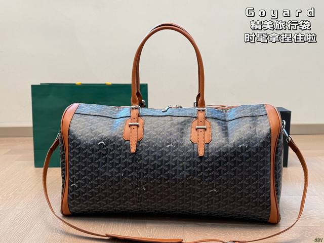 8色 戈雅 Goyard旅行袋 时髦拿捏住啦 不显老气好好搭啊 而且貌美气质加成好高的呀～ 爱死了这份从容优雅 尺寸53 29