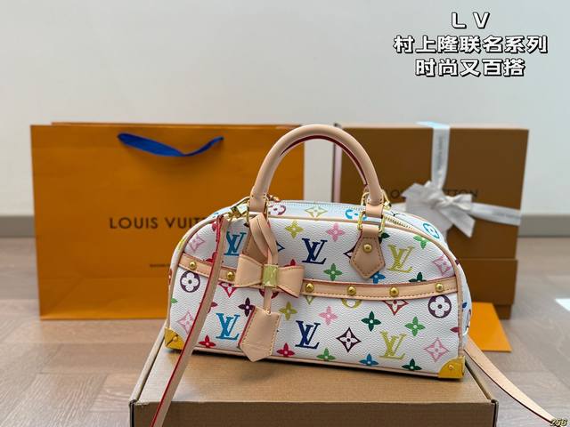 Lv村上隆联名系列 时尚又百搭 具有独特的艺术气息 简单百搭 颜值高 日常出街首选 尺寸28 14