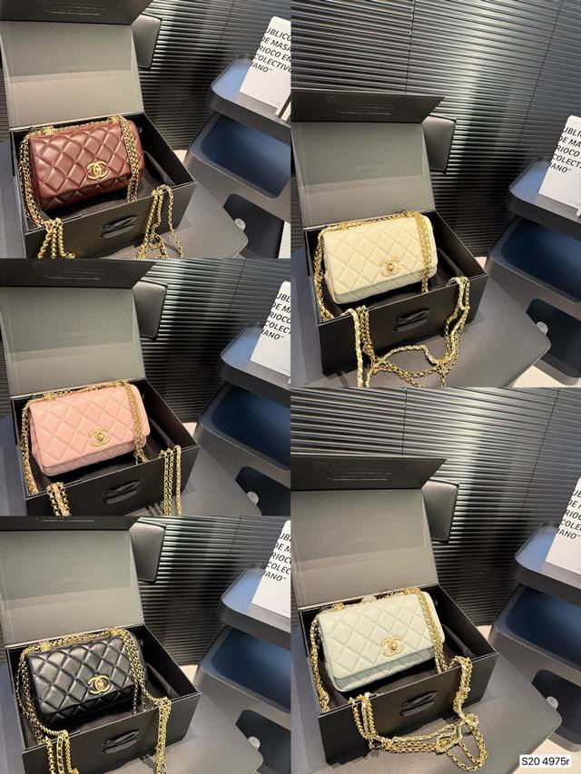 配折叠盒子 香奈儿链条包 时髦拿捏住啦 不显老气好好搭啊 而且貌美气质加成好高的呀～ 爱死了这份从容优雅 尺寸：18 12 货号4975R