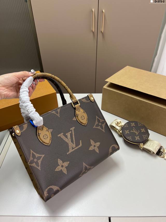 芯片版本 Lv Onthego Bb丛林托特包 路易威登Lv 老花 Logo Onthego 作为经典款之一，它是有绝对的优势 D-372-2尺寸25×20折叠