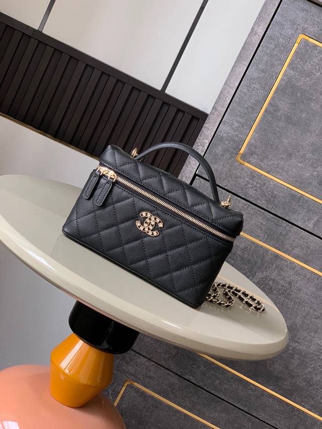 香奈儿Chanel 1：1对标专柜顶级 法国进口原厂Haas小牛皮 Ohanel25plp手柄链条手拿包爱心钻石Logo Lp 尺寸：19.5×17×5 Cm