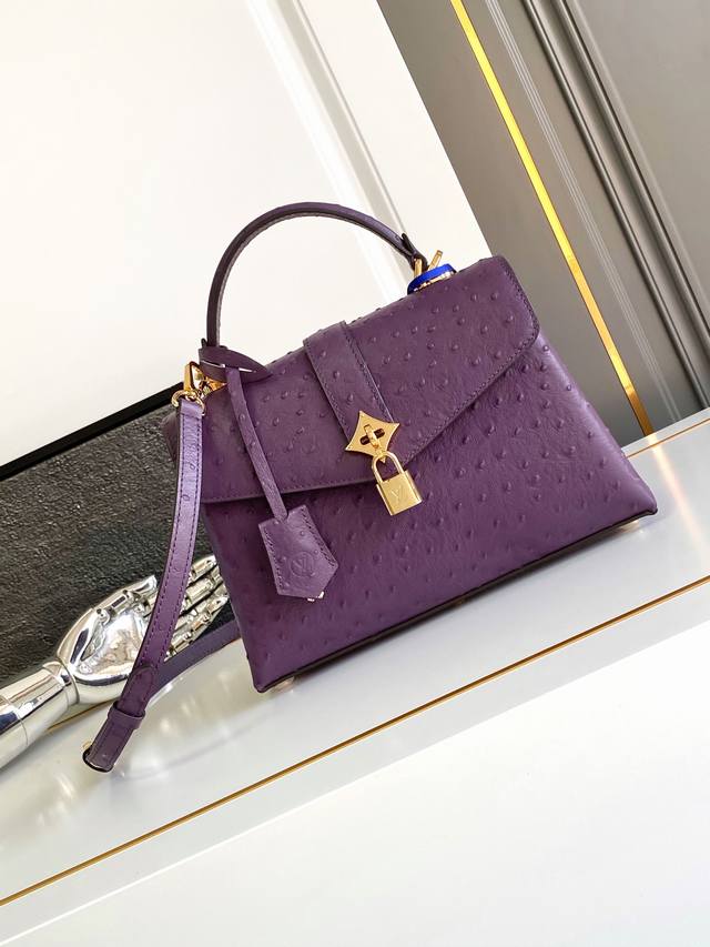 出厂价p 原厂皮 M87107 紫色 动态芯片版 皮料是意大利A级皮料是在于品质、五金、面料、手工、油边、A级出品 尺寸:27X18X9Cm