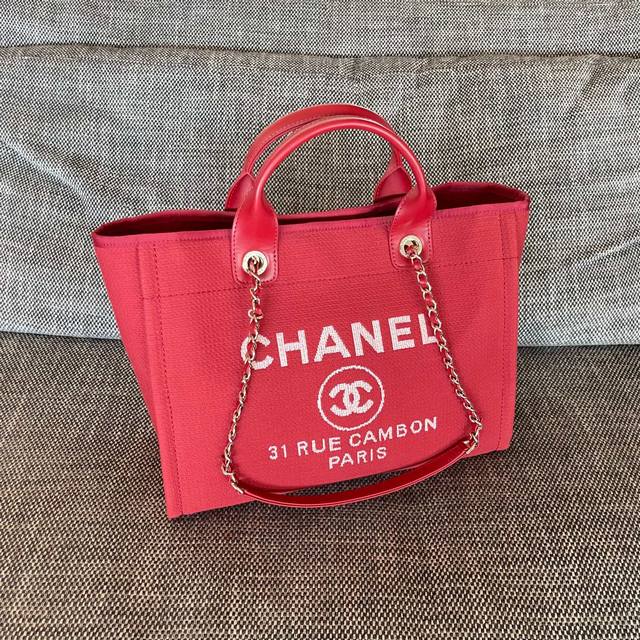 chanel 红色沙滩包 尺寸:35X28X13.5Cm