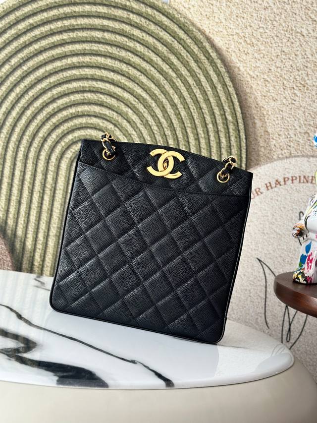 原厂皮 现货！Chanevintage购物袋A2212大号 黑色 牛皮球纹金扣的搭配 Vintage情怀在这个包上洒了一地！ 牛皮材质经久耐用 辨识度极高的大双