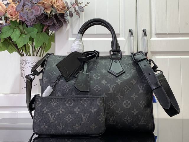 Louis Vuitton 路易威登 Speedy p10 BandoulièRe30 手袋 M 8黑色 全皮 本款 Speedy p10 BandoulièR