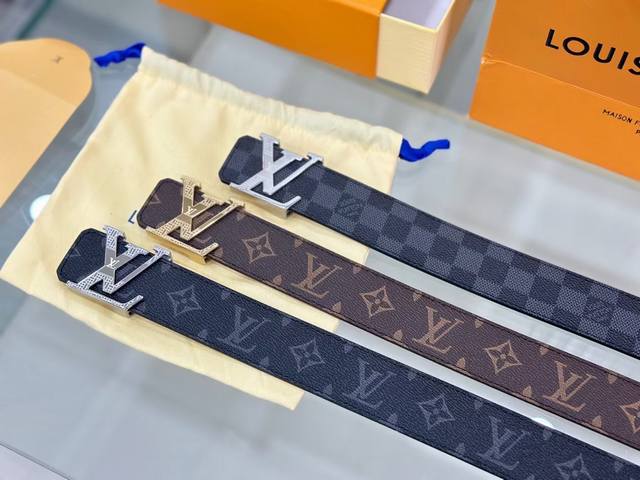 路易威登 进口 原单品质经典男款腰带专柜Togo皮搭配精钢扣 钢扣不褪色 纯牛皮 3.8厘米 实用与美观兼并。 下单备注腰围尺码