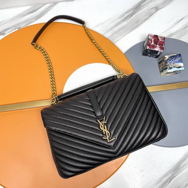 Monogram College# 黑色金扣_32Cm 来咯来咯，它真的来咯！Y家的元老级经典款原厂皮版本终于来了！推出至今依然火爆，经久不衰！时尚达人人手一只