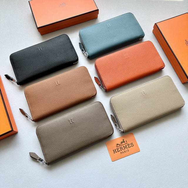 颜色 多色可选尺寸 20X11.5高版本Hermes Silk'in经典拉链钱包采用Empson-Barenia小牛皮制作而成12个卡槽 多隔层丰富内阁时尚实用
