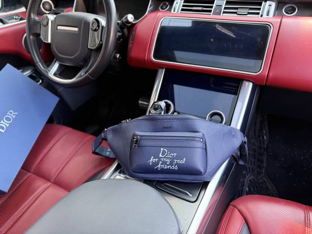 高端货 新款 “ Dior ”迪奥腰包 Dior迪奥单肩包 邮差包 可调节肩带拉链开合 提花棉拼小牛皮 腰包 常规 男款 海军蓝 进口原厂帆布面料高清五金Log