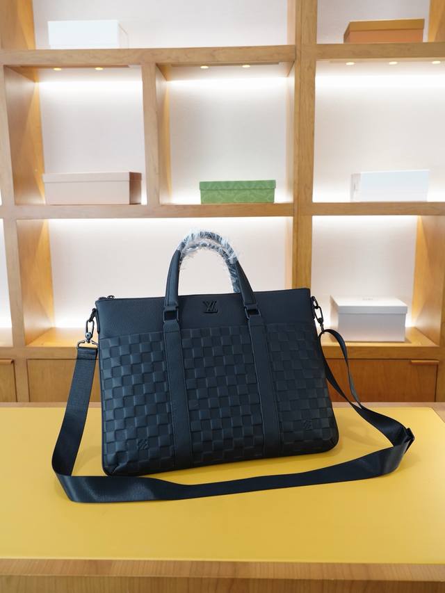 Lv 路易威登 官网同步 高版本 手提斜挎背包 永恒不过时的标志性产品 纯原单小牛皮 顶级五金制作 非市面普通版本 今年最爱的款式 全部实拍 实用性非常高 完全 Lv 路易威登 官网同步 高版本 手提斜挎背包 永恒不过时的标志性产品 纯原单小牛皮 顶级五金制作 非市面普通版本 今年最爱的款式 全部实拍 实用性非常高 完全