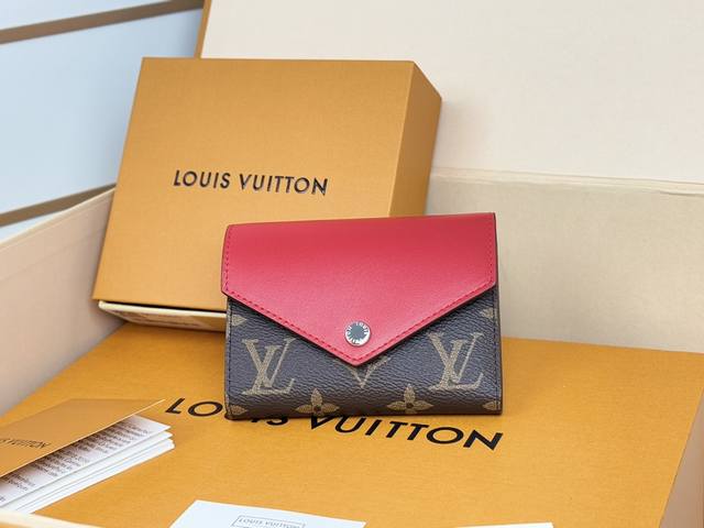 工厂p价 顶级原单 M12885红色 新款钱包 豆豆款三折 M12390黄色，M12387大红，M12885大红，M12392玫红 从路易 维顿的档案中获得灵感