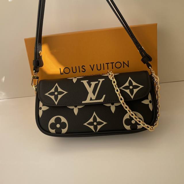 工厂p价 动态变码芯片 顶级原单加强版 M81911丝印黑 M82210米白 M82154黑色 M82211灰色Wallet On Chain Ivy 手袋于