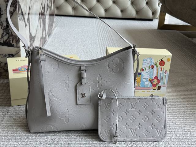 配盒 Size：29*22Cm 小 L家 大象灰 Carryall 配置有子母袋和宽肩带 L新色大象灰！高级 细节细节 .完美 搜索Lv Carry 购物袋