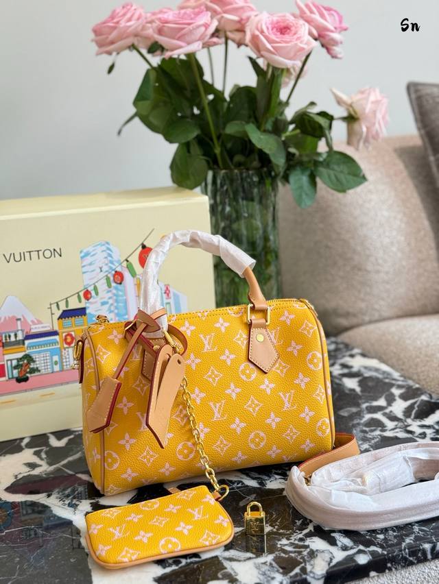 Ivx菲董Speedy25 Louis Vuitton X pharrell Williams菲董联名Speedy25黄色 包包配色明亮黄色太适合夏天啦没有那么