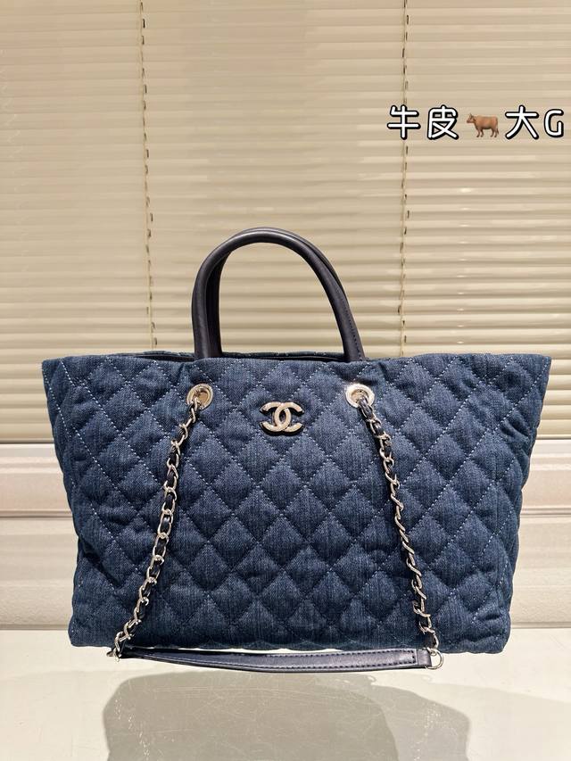 原版布 Chanel 沙滩包 手提包 24C 托特 香奈儿 24C 沙滩包 质感很高级 容量超级大也很耐用 日常出街背它回头率百分百 就是这种随性慵懒感 尺寸