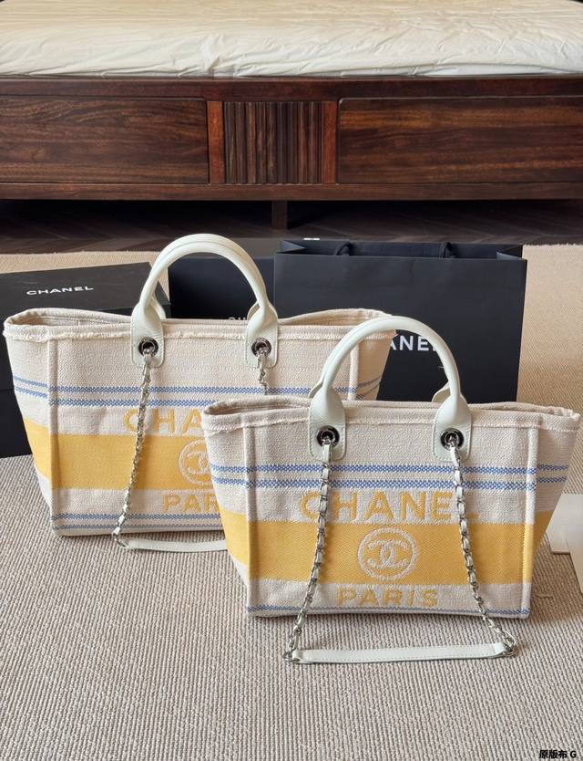 原版布 Chanel 沙滩包 手提包 24C 托特 香奈儿 24C 沙滩包 质感很高级 容量超级大也很耐用 日常出街背它回头率百分百 就是这种随性慵懒感 尺寸