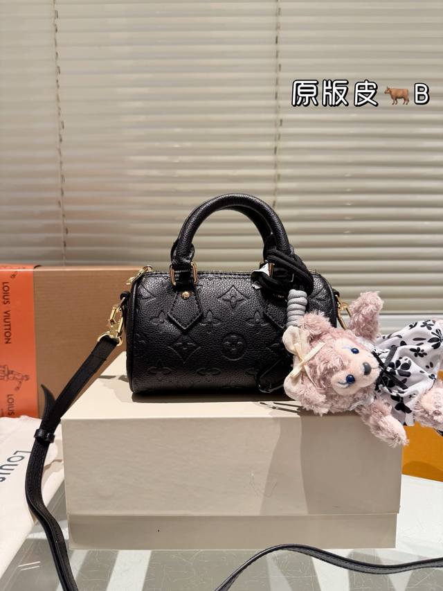 顶级原单 全钢五金 Lv Nano Speedy 16 枕头包 Lv 新款系列 枕头包 手袋,Lv Speedy Nano 枕头包这款Retiro 手袋以标志性