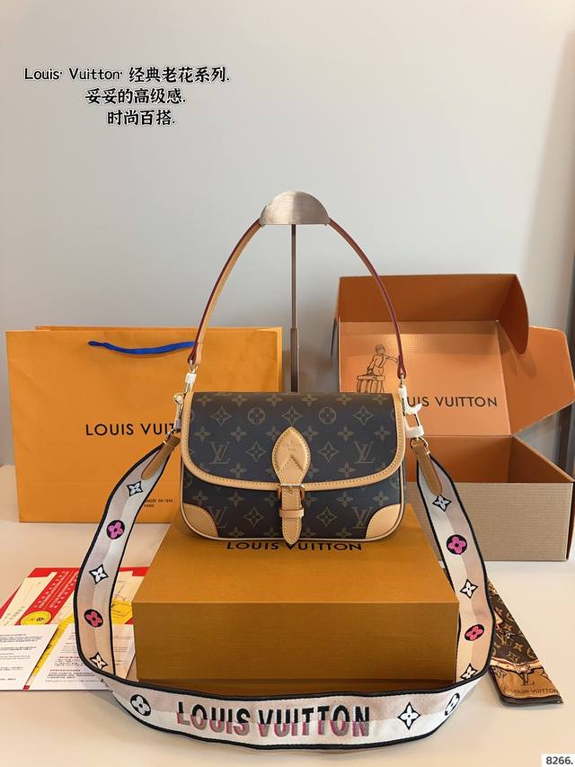 配礼盒. Lv法棍包穿搭也太好看了吧 无滤镜的上身实拍先 自从Speedy20开始就种草了这个系列然后又特别喜欢 双肩带的配置让复古的气质中又带着时尚感搭配起来