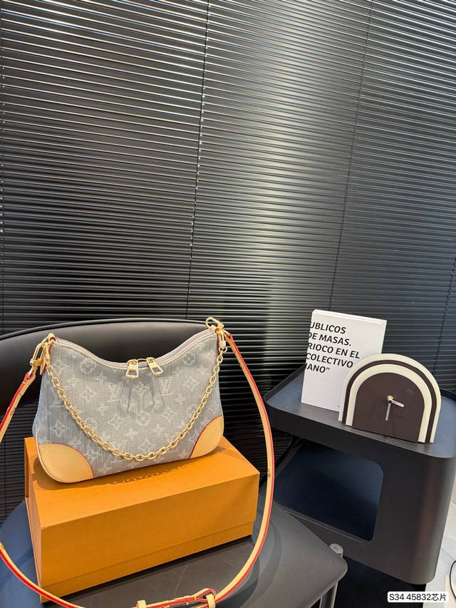 支持芯片验证 全钢五金 Lv牛仔牛角包中古款牛角包定制版经典单肩包配置肩带链条单肩斜挎都无敌好看百搭！超级时髦 给你想不到的惊艳尺寸：29 16货号45832