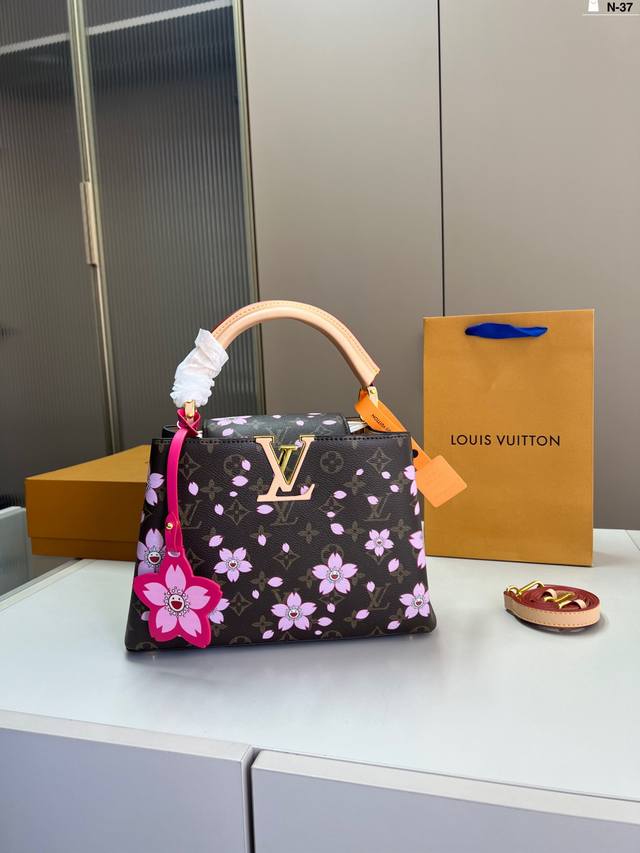 大 Lv路易威登超级百搭的手提包，手提斜挎超级实用，系运动与时装皆可 超大容量 N-37尺寸20×14 28×18折叠盒