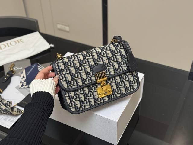 链条 迪奥 Addict Oblique 邮差包 升级版 炒鸡Nice 尺寸：24.16Cm 配折叠盒飞机