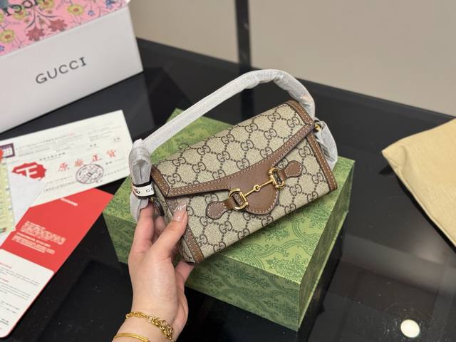 折叠盒飞机盒 古奇1955手机包 很酷很百搭 任何搭配都能够轻松驾驭 时尚潮流 尺寸:18.12Cm