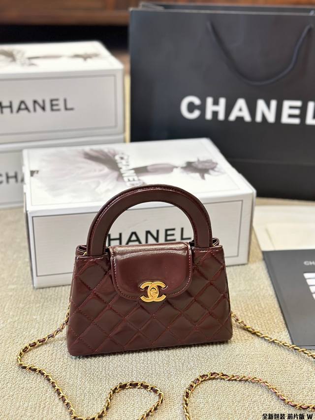 全新包装 芯片版 Chanel24K新款|本季度的“最眼包” Chanel 香奈儿 23K Kelly大号链条包 油蜡皮 也是很耐用哒,经典百搭耐看~ 尺寸20 全新包装 芯片版 Chanel24K新款|本季度的“最眼包” Chanel 香奈儿 23K Kelly大号链条包 油蜡皮 也是很耐用哒,经典百搭耐看~ 尺寸20