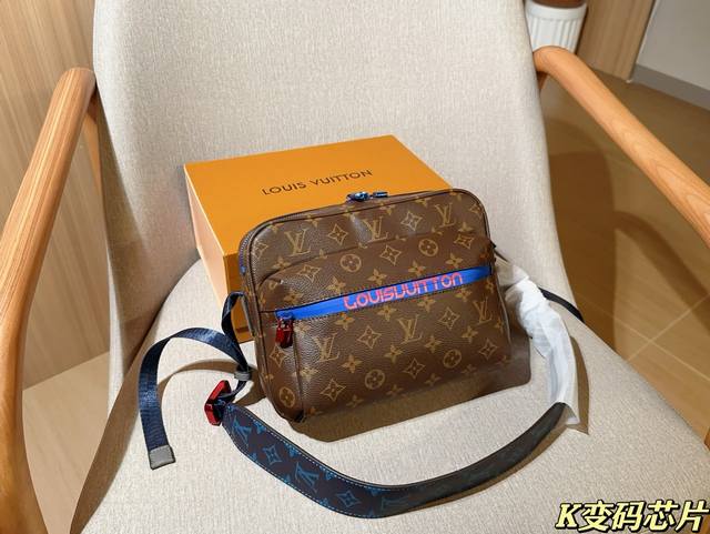 变码芯片 Lv 路易威登 Outdoor18Ss 邮差包 陈冠希同款 尺寸25Cm 礼盒包装