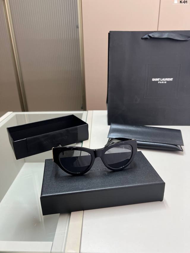Ysl圣罗兰眼镜 春夏新款 网红同款眼镜高级尼龙镜片 超轻便携. 高清太阳镜开车 旅行必备神器高级感十足K-01配盒 Ysl圣罗兰眼镜 春夏新款 网红同款眼镜高级尼龙镜片 超轻便携. 高清太阳镜开车 旅行必备神器高级感十足K-01配盒