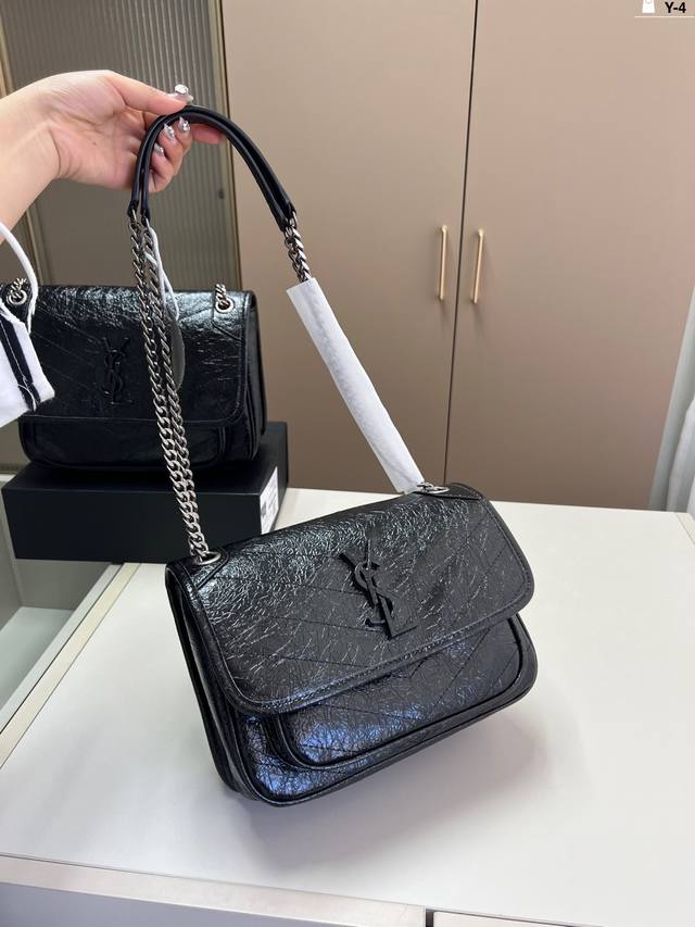 小 圣罗兰Ysl Niki邮差包 简直无法拒绝 超显气质 高级感十足 集美必入款 Y-4尺寸28×18 25×16折叠盒飞机盒