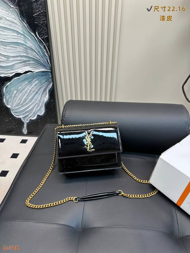 全套包装 Ysl圣罗兰日不落链条包 无敌经典款Sunset日落包出了这么长时间热度依然不减,可见它受人喜欢的程度非同一般!高品质原厂正品皮,正品开模五金,追求每 全套包装 Ysl圣罗兰日不落链条包 无敌经典款Sunset日落包出了这么长时间热度依然不减,可见它受人喜欢的程度非同一般!高品质原厂正品皮,正品开模五金,追求每