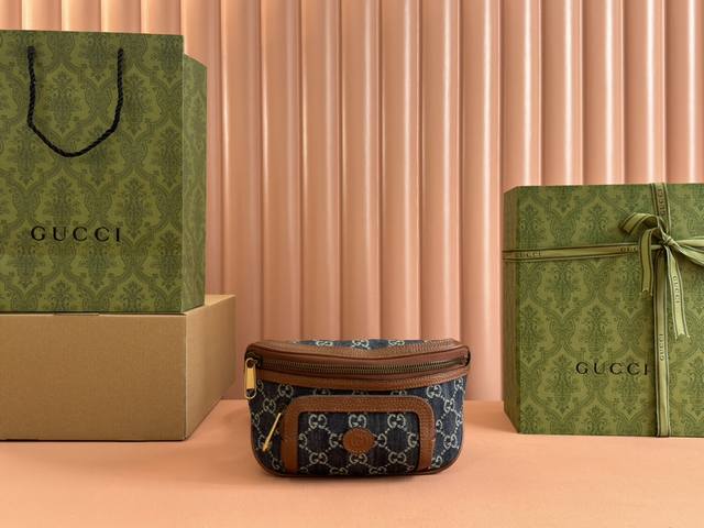 gg Meo Vintage 迷你手袋,迷你包在无边序曲系列中脱颖而出,在复古格调中注入现代设计精髓。 迷你手袋装饰椭圆形皮革标签,搭配品牌标志性元素猫科动物头 gg Meo Vintage 迷你手袋,迷你包在无边序曲系列中脱颖而出,在复古格调中注入现代设计精髓。 迷你手袋装饰椭圆形皮革标签,搭配品牌标志性元素猫科动物头