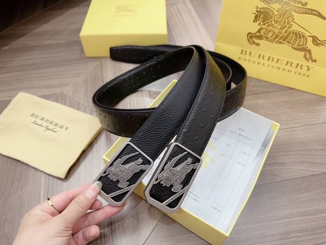 巴宝莉””鸵鸟皮 双面可用 亦为全球最大的高级时尚控股公司以传统手工设计和款式新颖誉满全球 随意搭配 展现不同风格随心驾驭[奸笑]宽度3.8厘米 附带原版包装