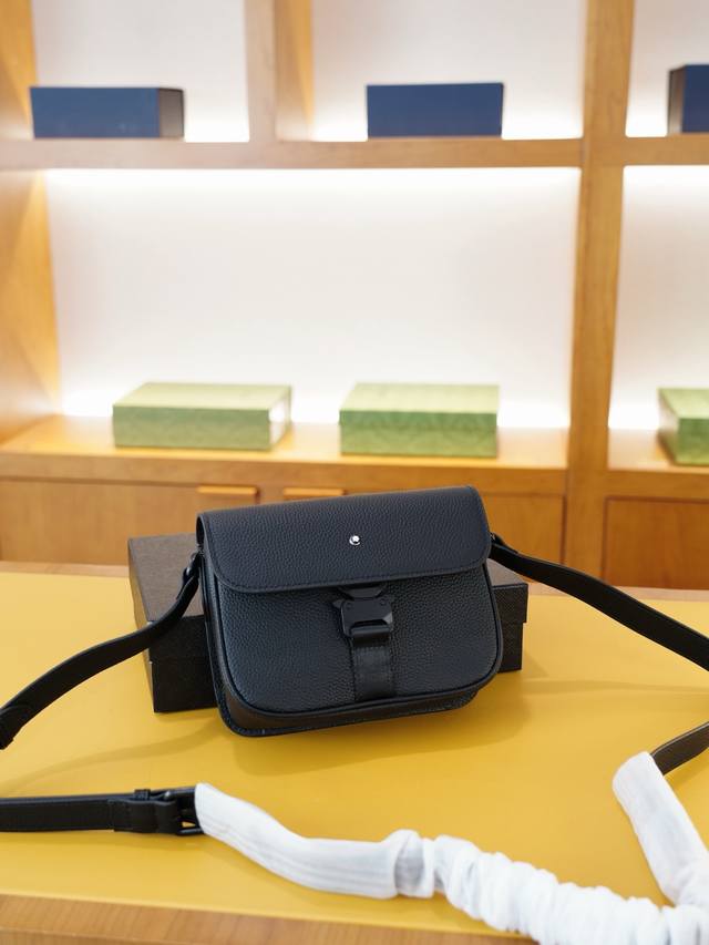 mont Blanc 万宝龙 官网同步 高版本 斜挎单肩背包 永恒不过时的标志性产品 纯原单小牛皮 顶级五金制作 非市面普通版本 贸易公司订单货 全部实拍 实用 mont Blanc 万宝龙 官网同步 高版本 斜挎单肩背包 永恒不过时的标志性产品 纯原单小牛皮 顶级五金制作 非市面普通版本 贸易公司订单货 全部实拍 实用