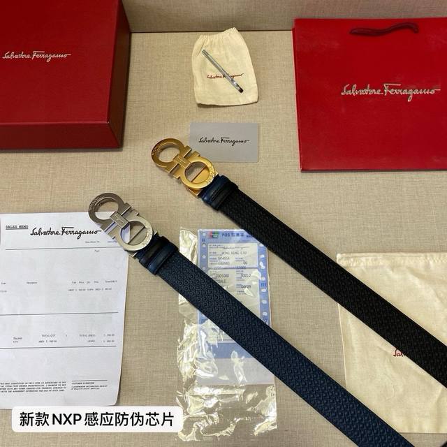 品牌：菲拉格慕Ferragamo 芯片款 等级：原版品质.头层牛皮 专柜售经典爆款开模。油边精致 电脑车线 手感柔软.实物拍摄无修饰 上身效果超好、长度可裁剪.