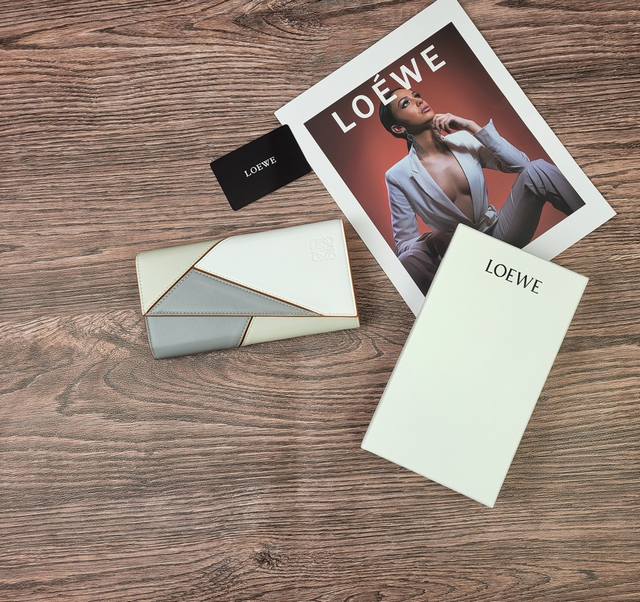 型号：L1121 颜色：B 尺寸：19*10*3.5