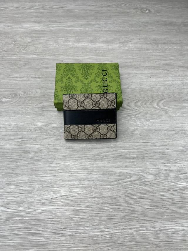 款号:459141，专柜品质顶级进口牛皮搭配上等Pvc油边做工精细专柜同步 尺寸:111*10*1.5Cm 颜色:啡Pvc