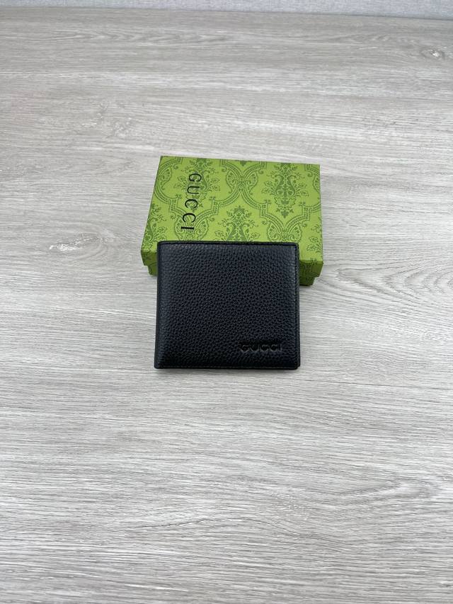 产品名称 Gucci 原版皮 产品型号 256367 产品品质 原版皮 产品材质 进口牛皮 产品规格 11*10*1.5 产品颜 色 黑 产品描 述