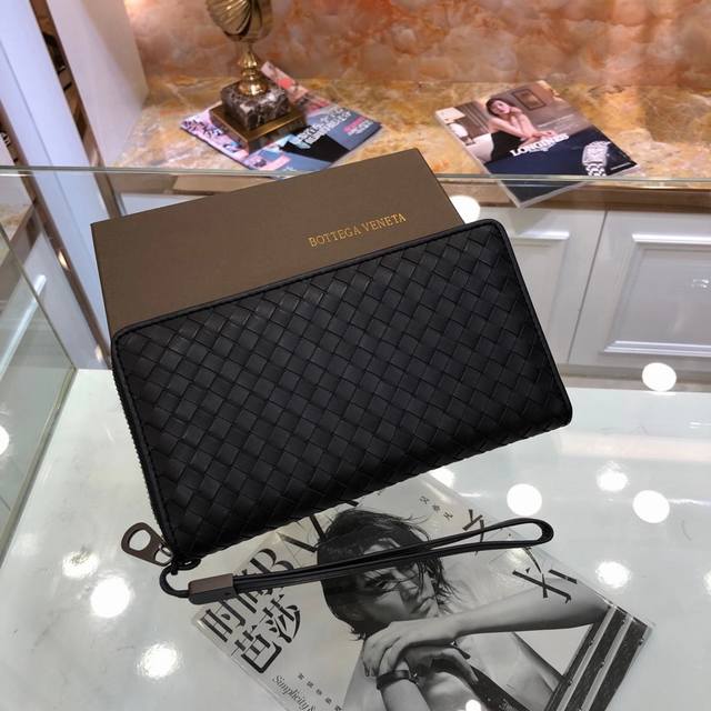 bv葆蝶家 采用进口打蜡牛皮纯手工编织 皮质越用越柔软 光滑细腻 ，颜色：黑色，规格：21-11-2Cm。